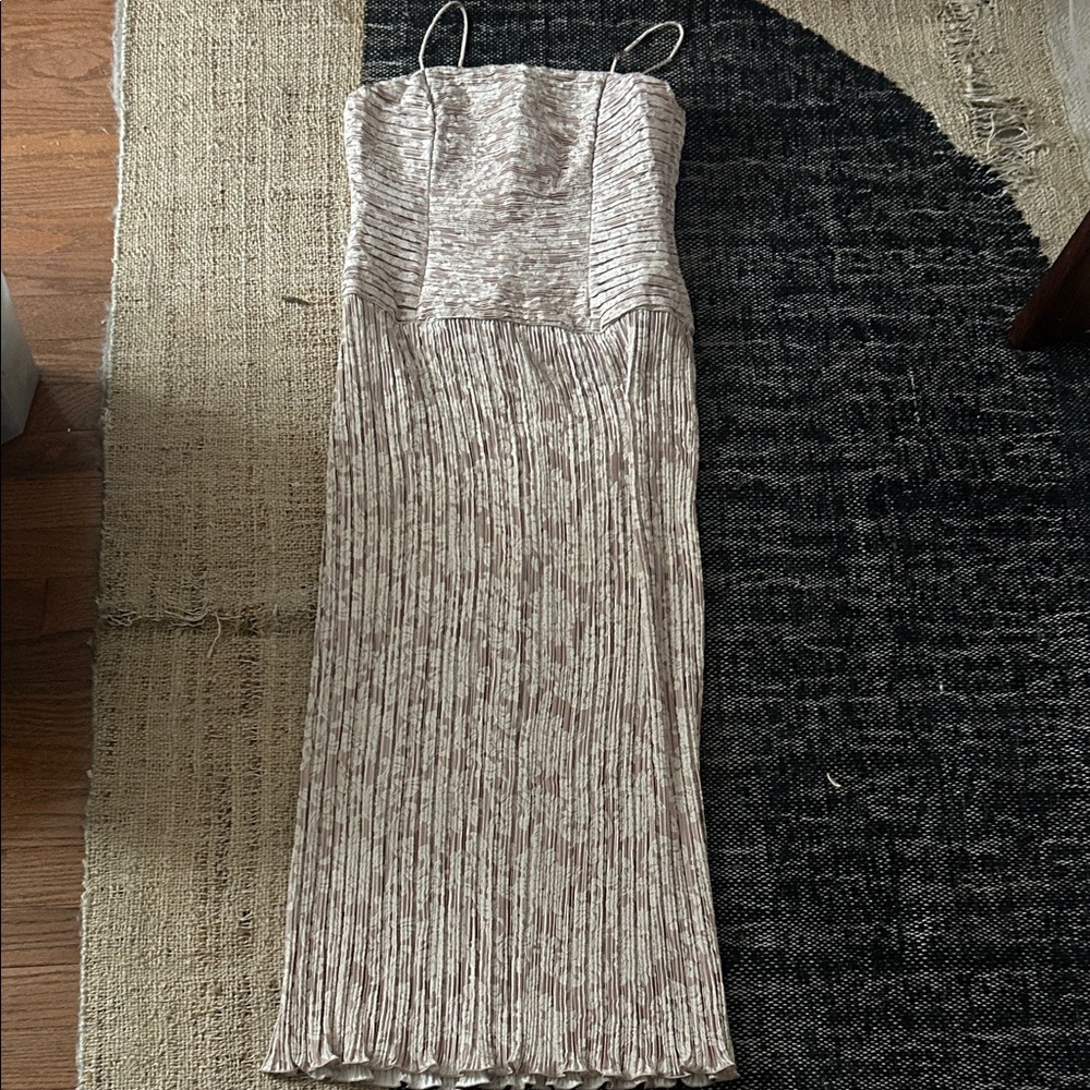 Elegant Cream Pleated Dress